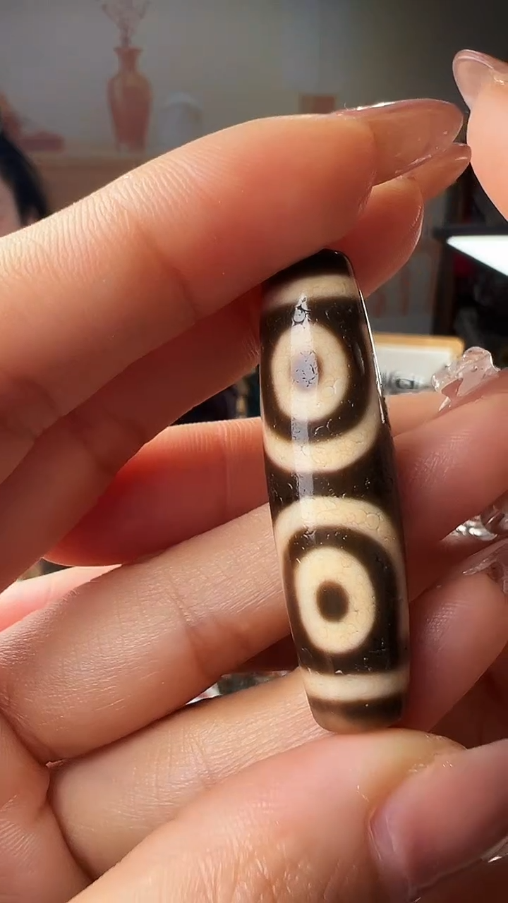 未镶嵌颈饰玛瑙/玉髓洛*三眼