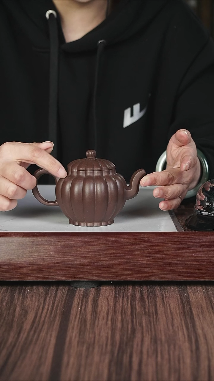 【闪购商品】紫砂茶壶筋纹 底槽清 十六瓣菊