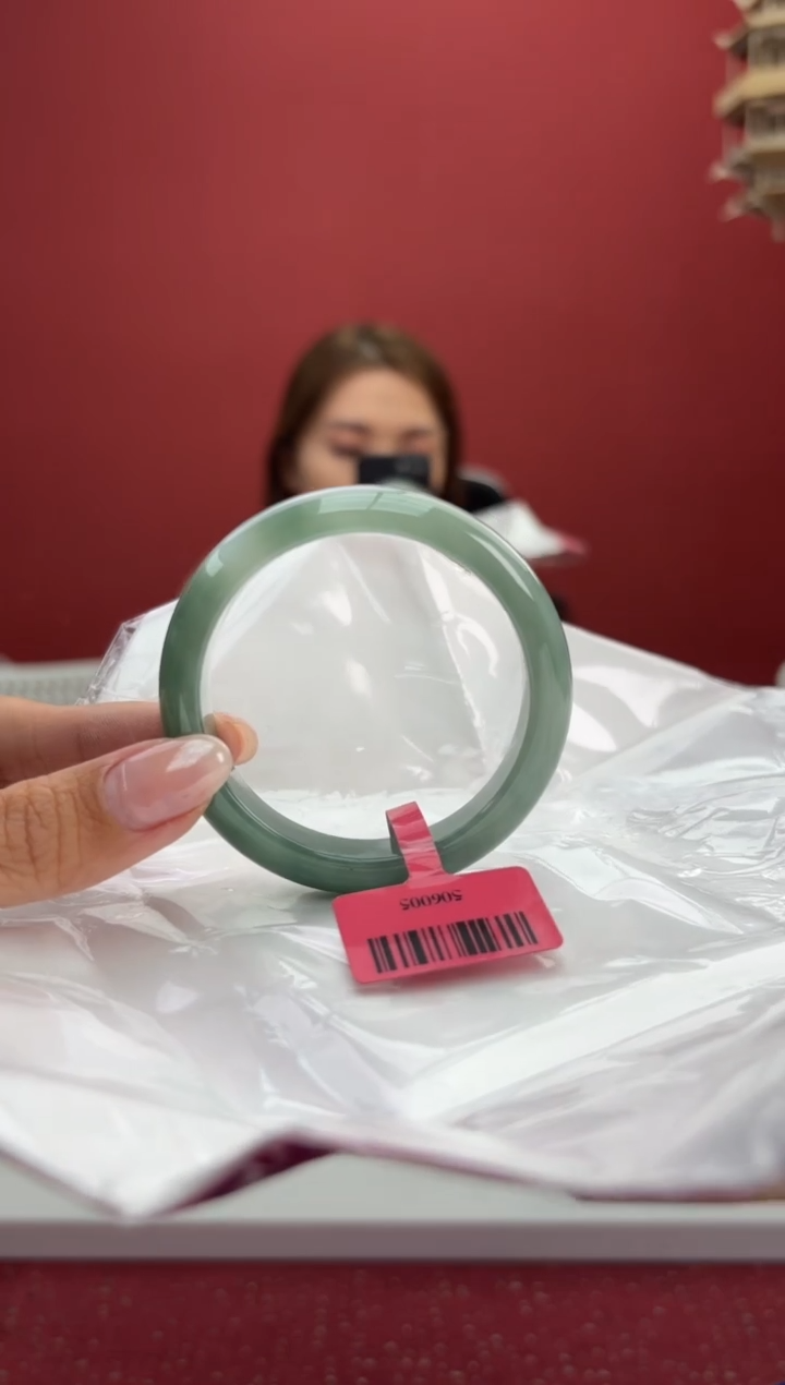 【闪购商品】翡翠手镯未镶嵌7手镯