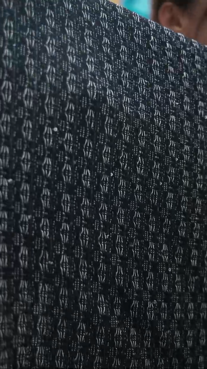 混纺1.5米 意大利 羊毛加棉加麻加微量时装小香风亮片布 宽155CM