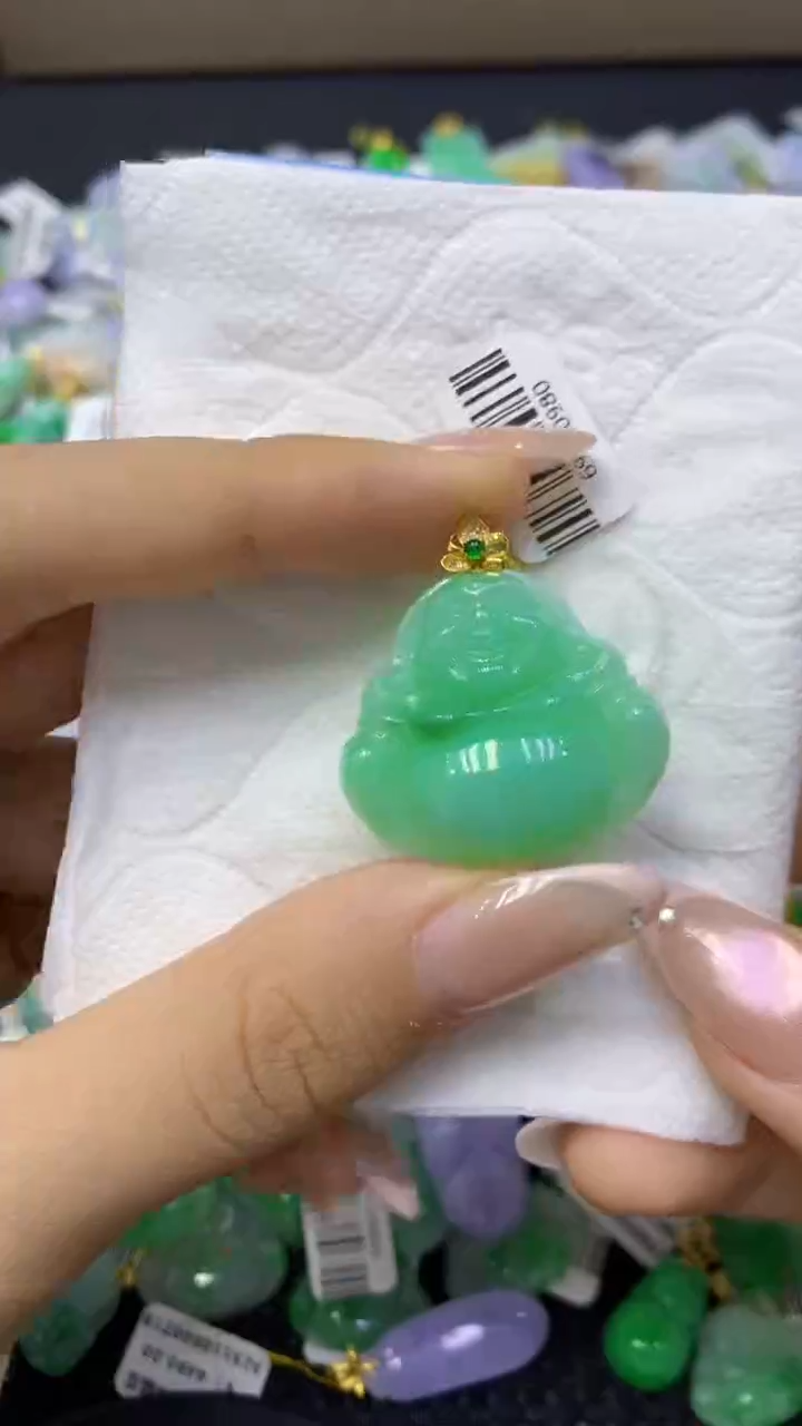 颈饰18K金镶嵌翡翠天然缅甸翡翠A货