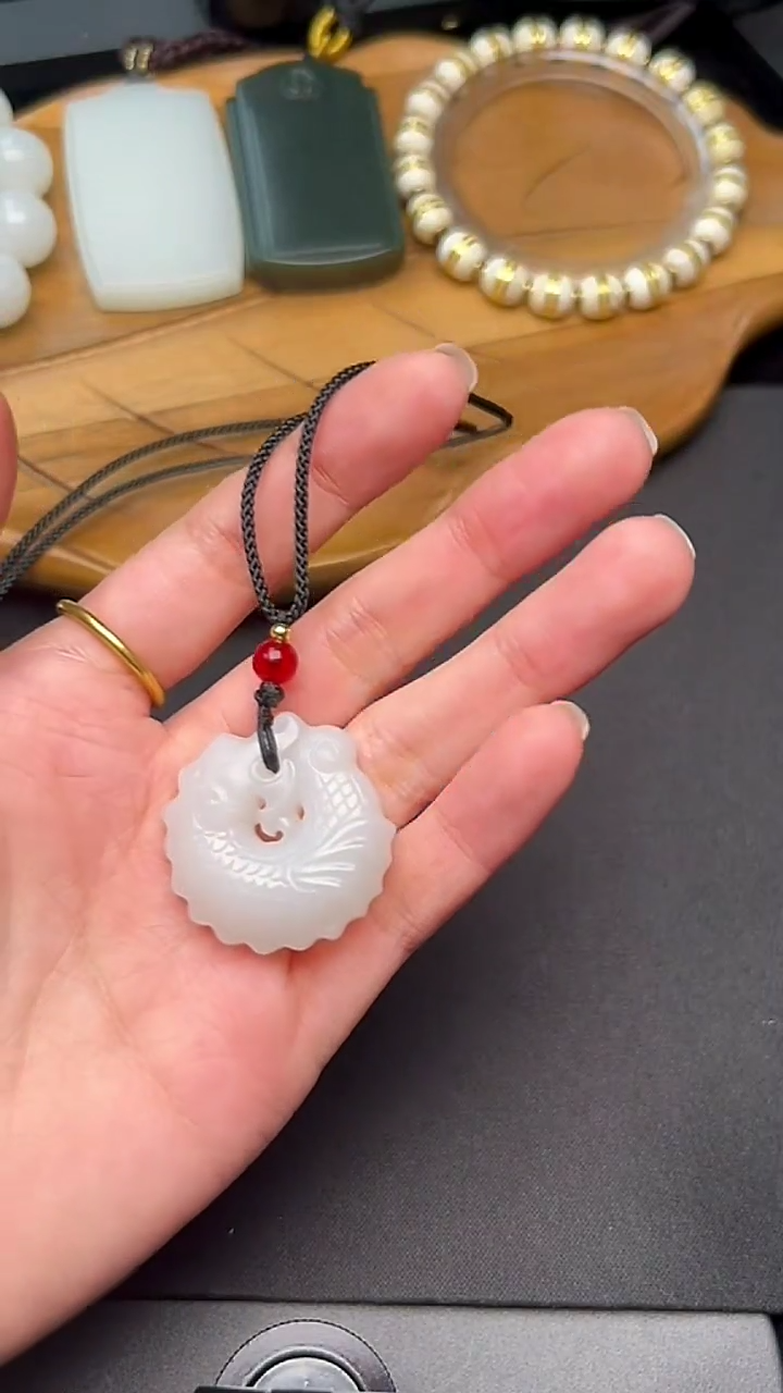 【闪购商品】和田玉吊坠(不含链)未镶嵌HBHT50109-1