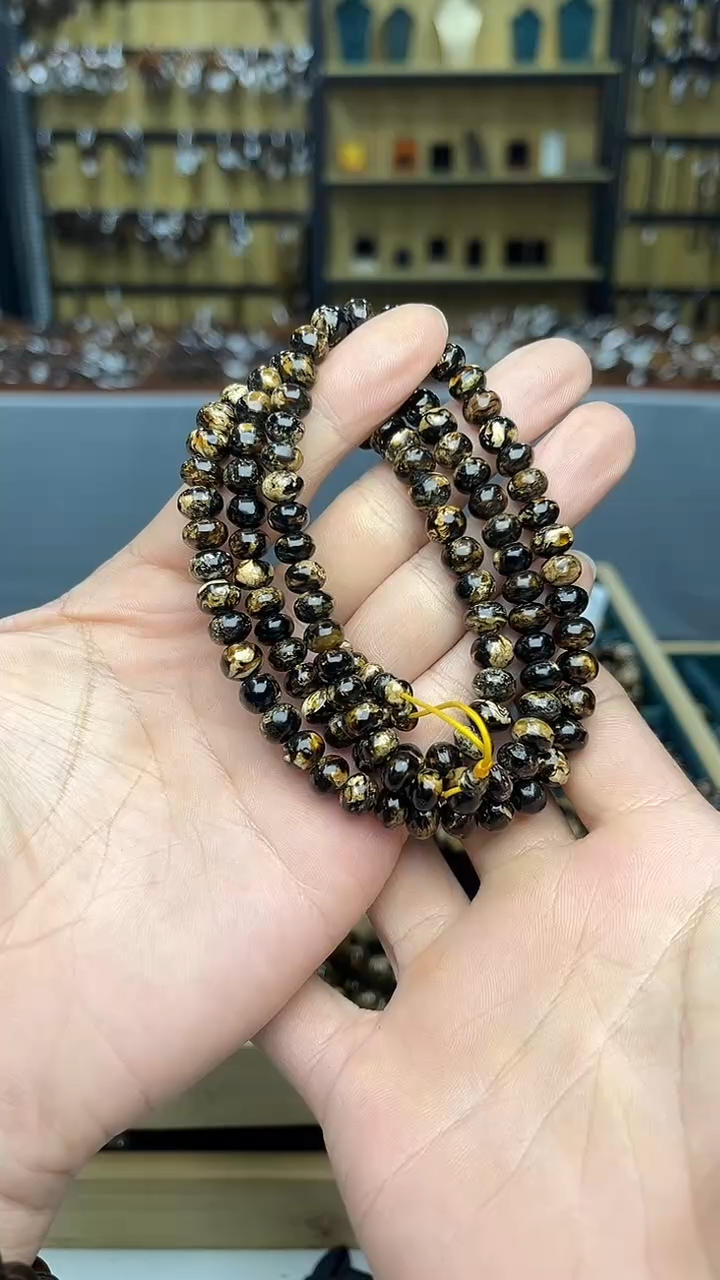 裸石琥珀未镶嵌一**秋抚顺琥珀7+黑花多样性发其一