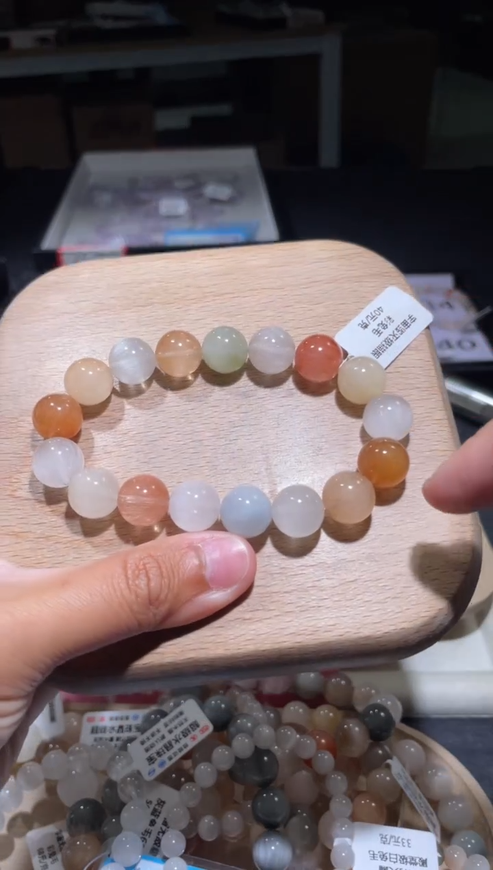 【闪购商品】水晶手链未镶嵌240号多样性发货一C 12+