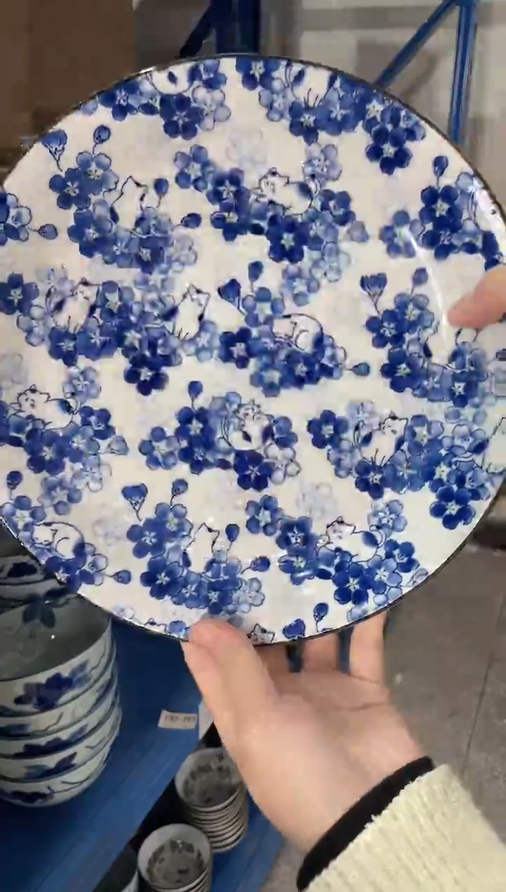 陶瓷舞猫樱花10英寸盘 微瑕