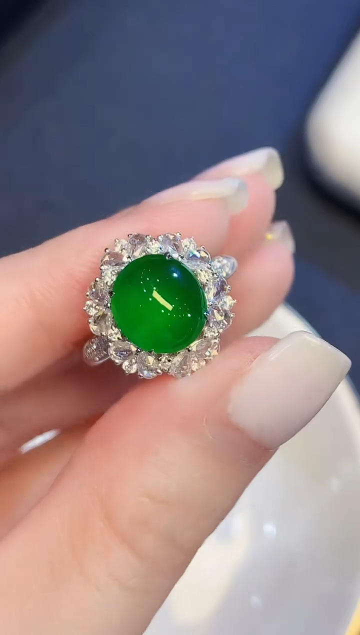 18K金镶嵌戒指翡翠LYH