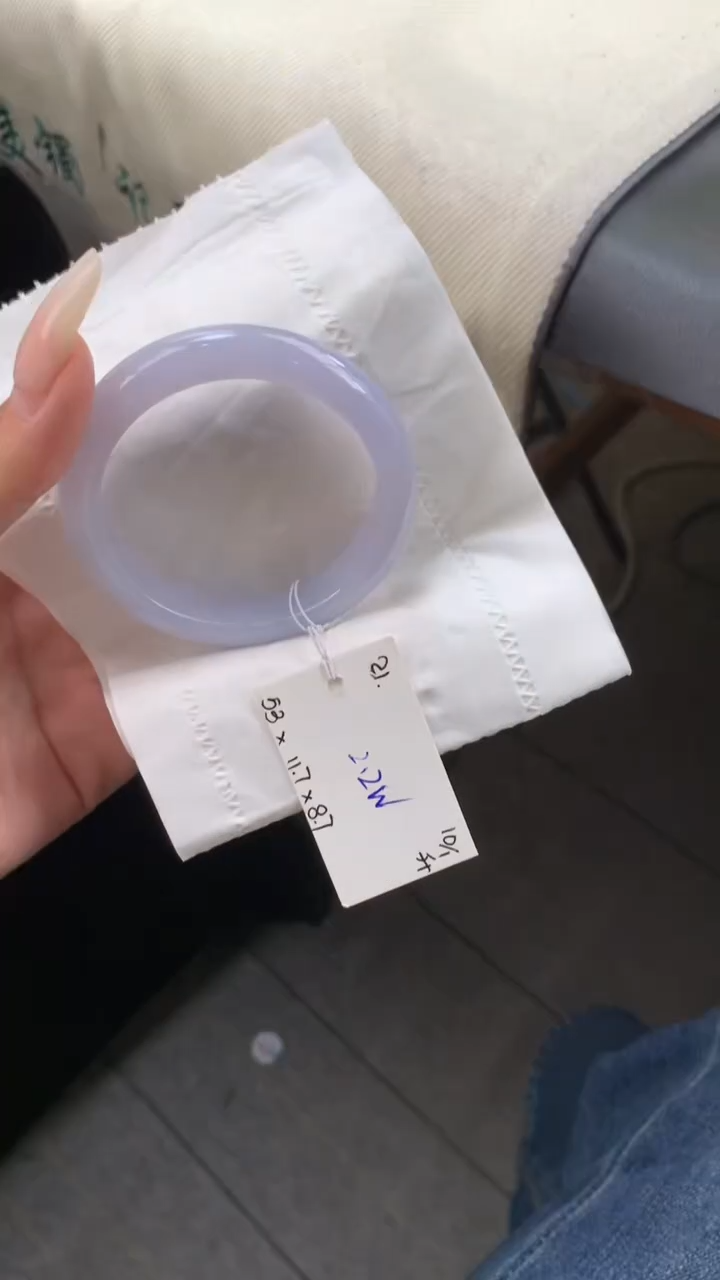 【闪购商品】翡翠手镯未镶嵌下单联系客服核对地址哦