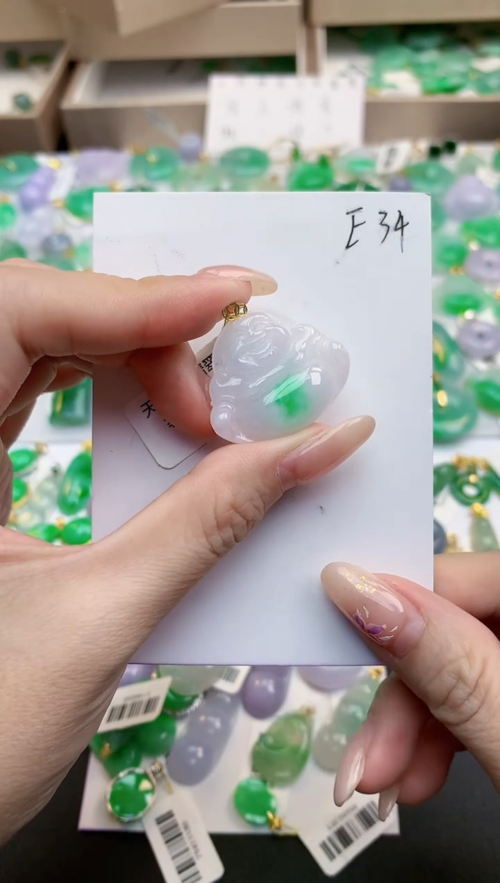 颈饰18K金镶嵌翡翠天然缅甸A货翡翠