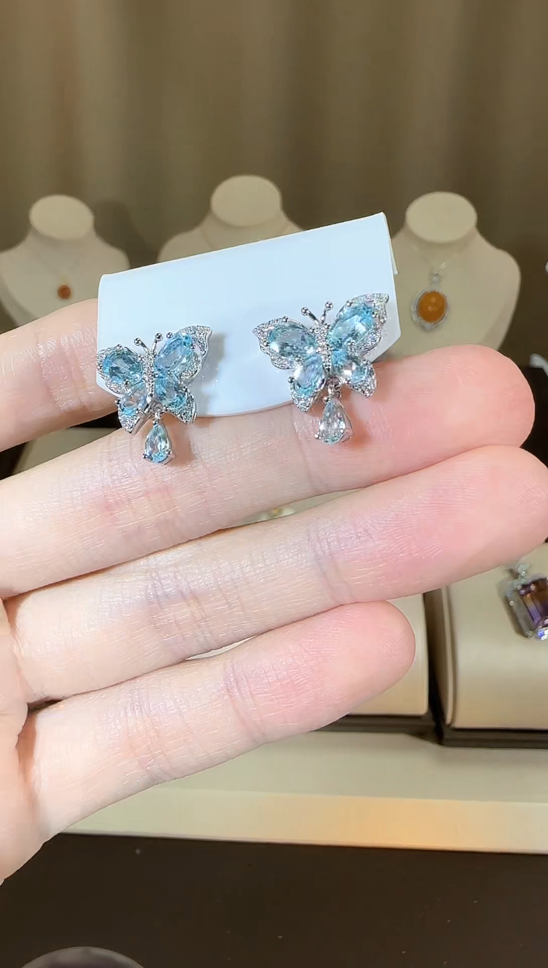 【闪购商品】托帕石耳饰银S925镶嵌16mm耳钉