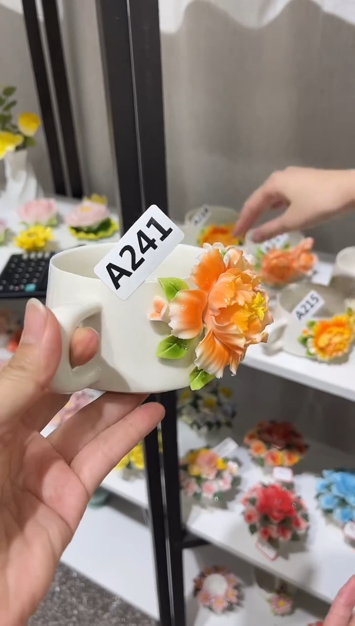 陶瓷花旁*者 手捏花-A241