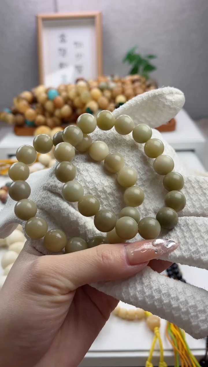 【闪购商品】菩提根/象牙果手串z85干磨豆沙绿圆珠12mm