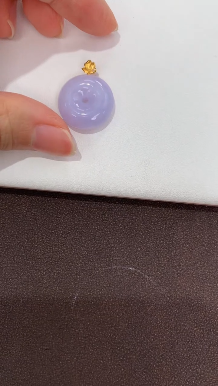 翡翠18K金镶嵌颈饰天然缅甸a货翡翠