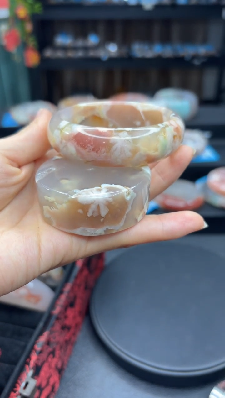 【闪购商品】石英质玉手镯未镶嵌2007（57圈赠送镯心）