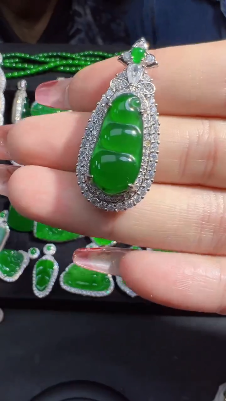 【闪购商品】定制翡翠未镶嵌豆子商品多样性发货1