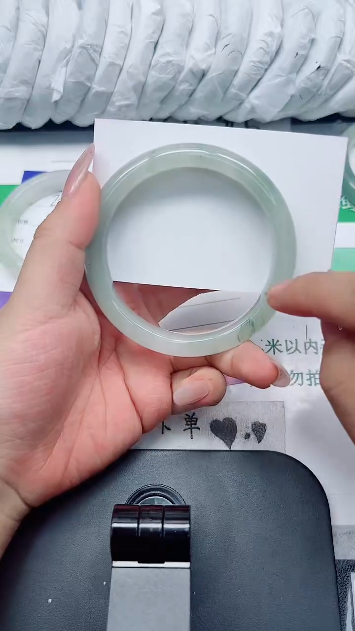 石英质玉手镯未镶嵌226-62.7