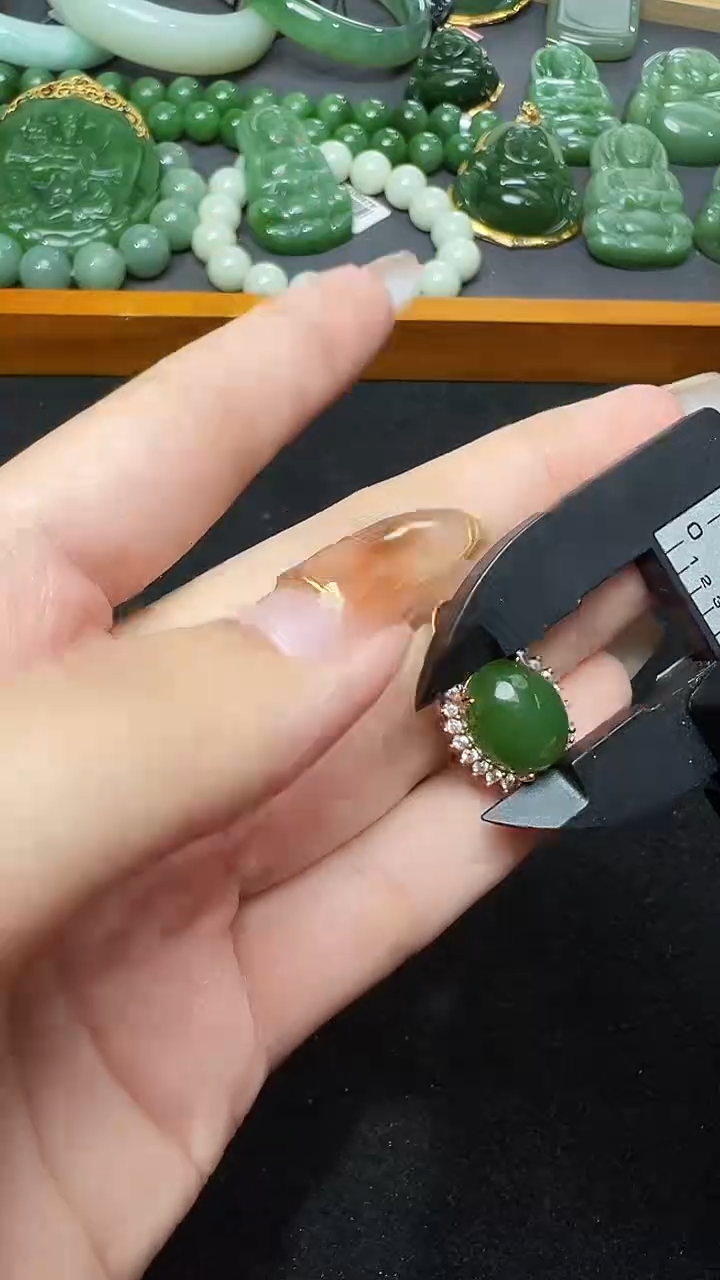 【闪购商品】和田玉吊坠(赠链)未镶嵌15