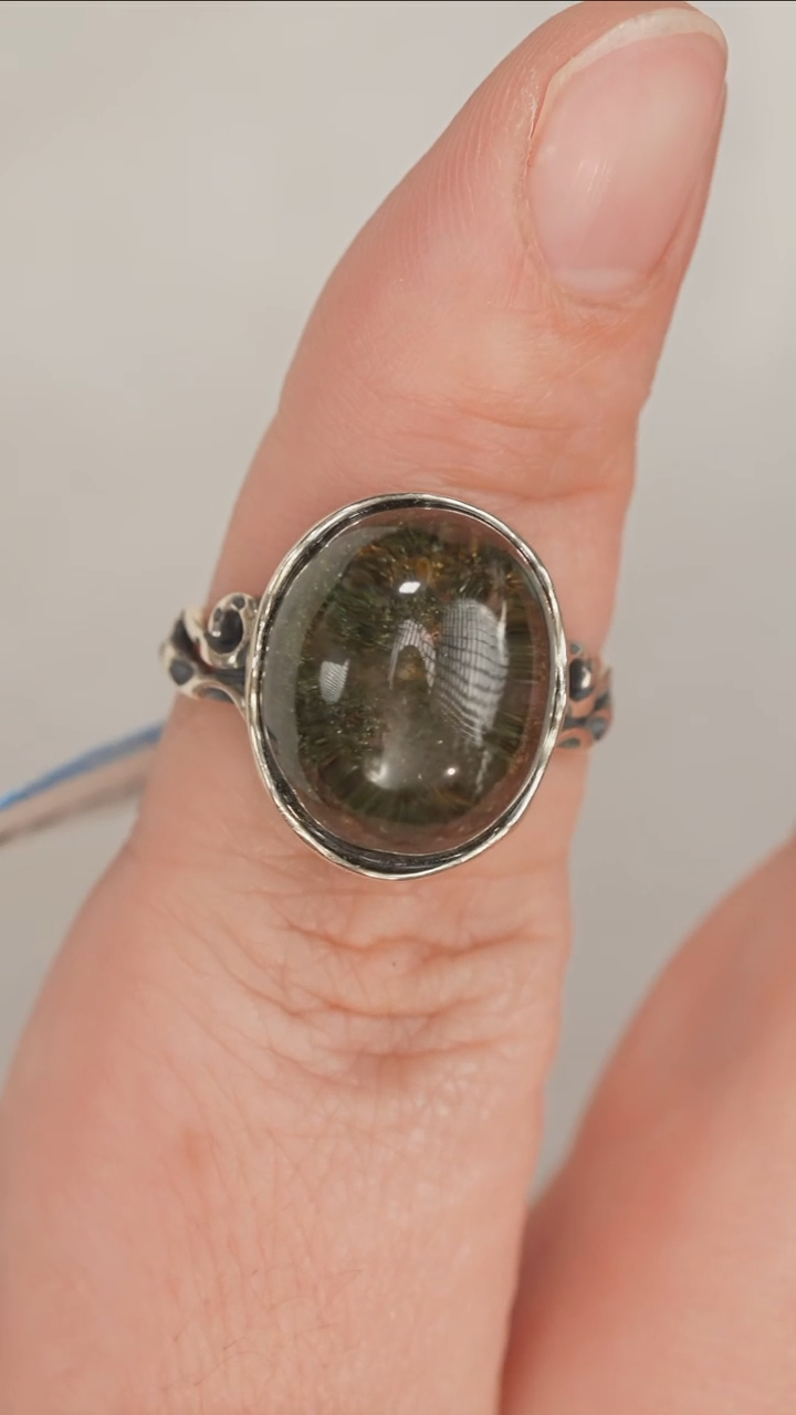 【闪购商品】水晶戒指银S925镶嵌水晶戒指8号