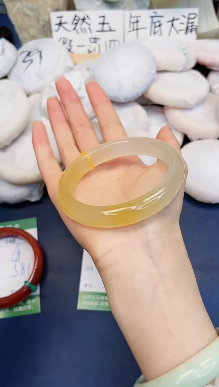 【闪购商品】石英质玉手镯未镶嵌249-财气镯