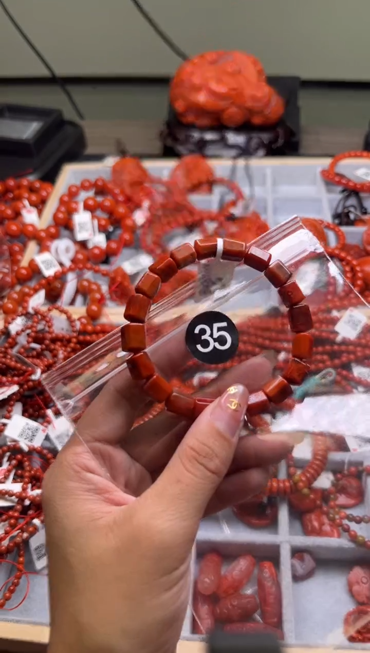 【闪购商品】南红玛瑙珠宝奇石未镶嵌35-8