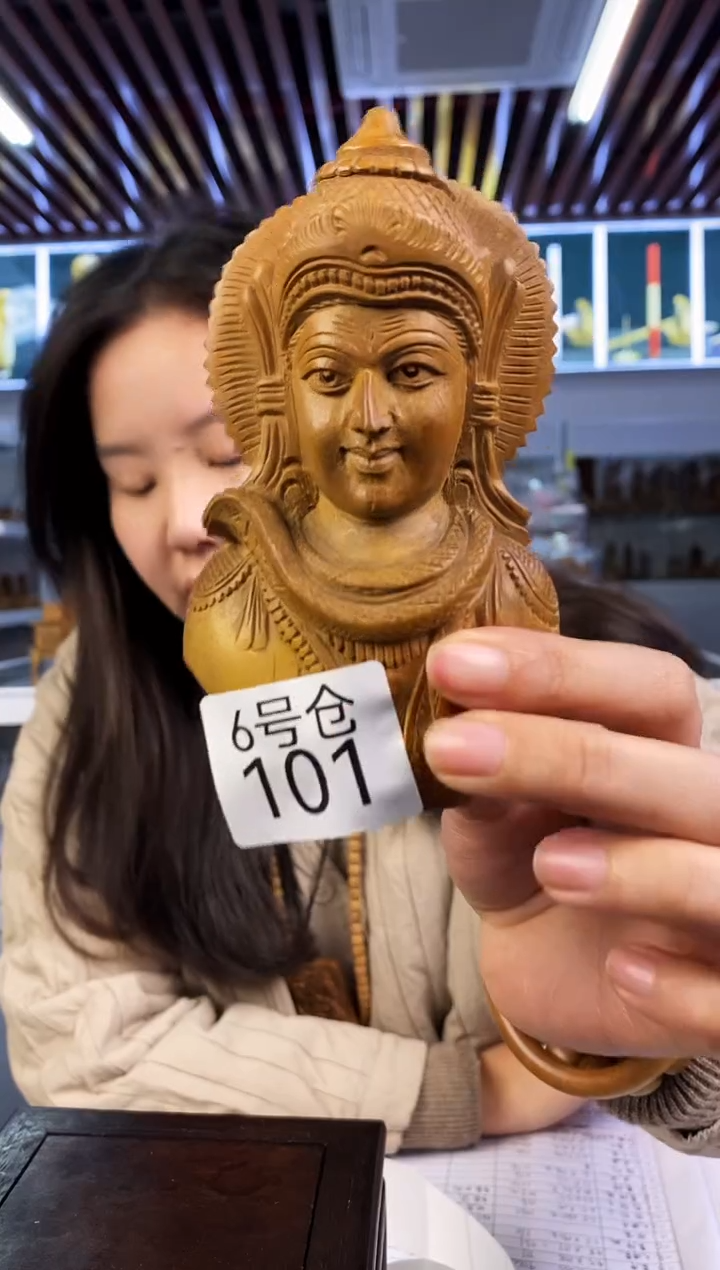 【闪购商品】檀香木Y101老山檀~工艺品109克