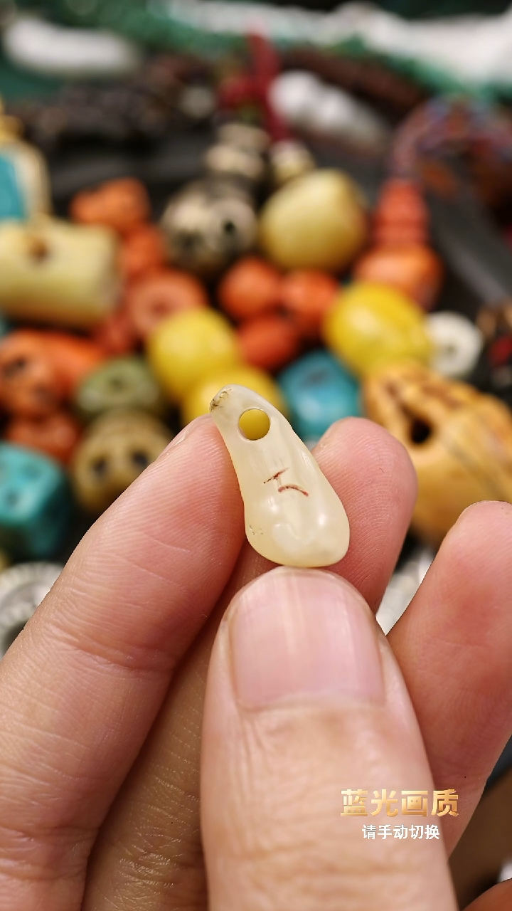 【闪购商品】LU牙小卡子。。。。