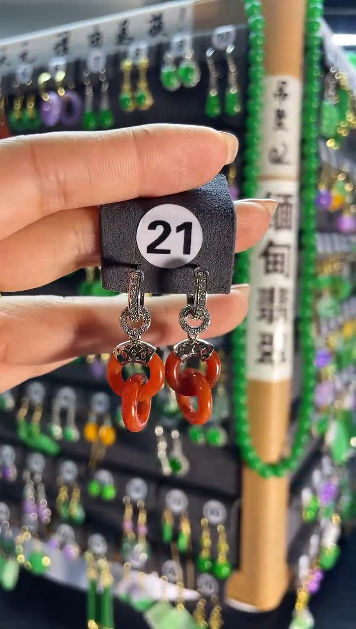 【闪购商品】翡翠耳饰银S925镶嵌21....