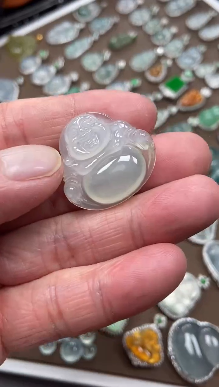 【闪购商品】翡翠吊坠(不含链)未镶嵌佛公