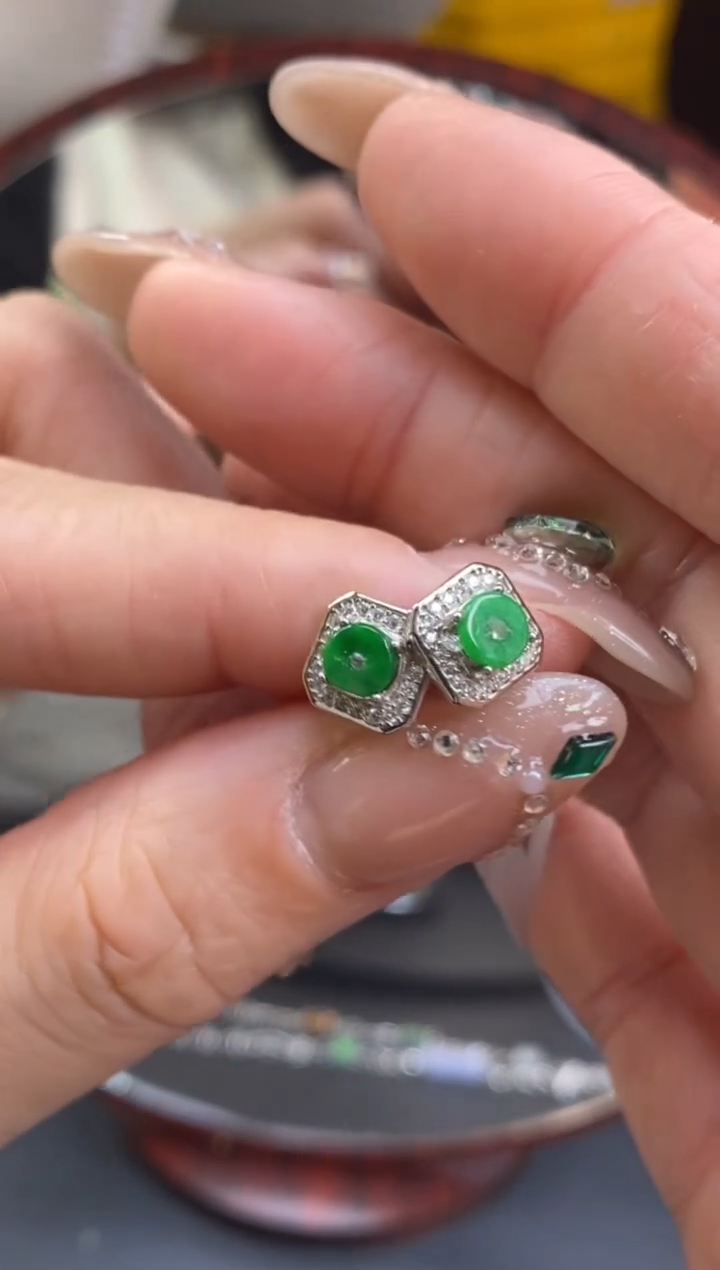 颈饰银S925镶嵌翡翠净货15828