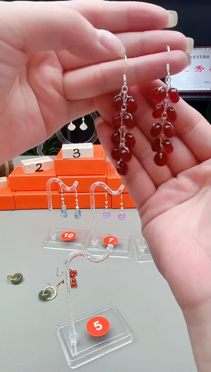 未镶嵌耳钉玛瑙/玉髓000000