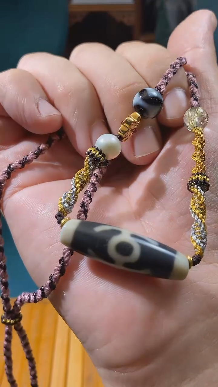 玛瑙/玉髓颈饰18K金镶嵌C07373多样性发一