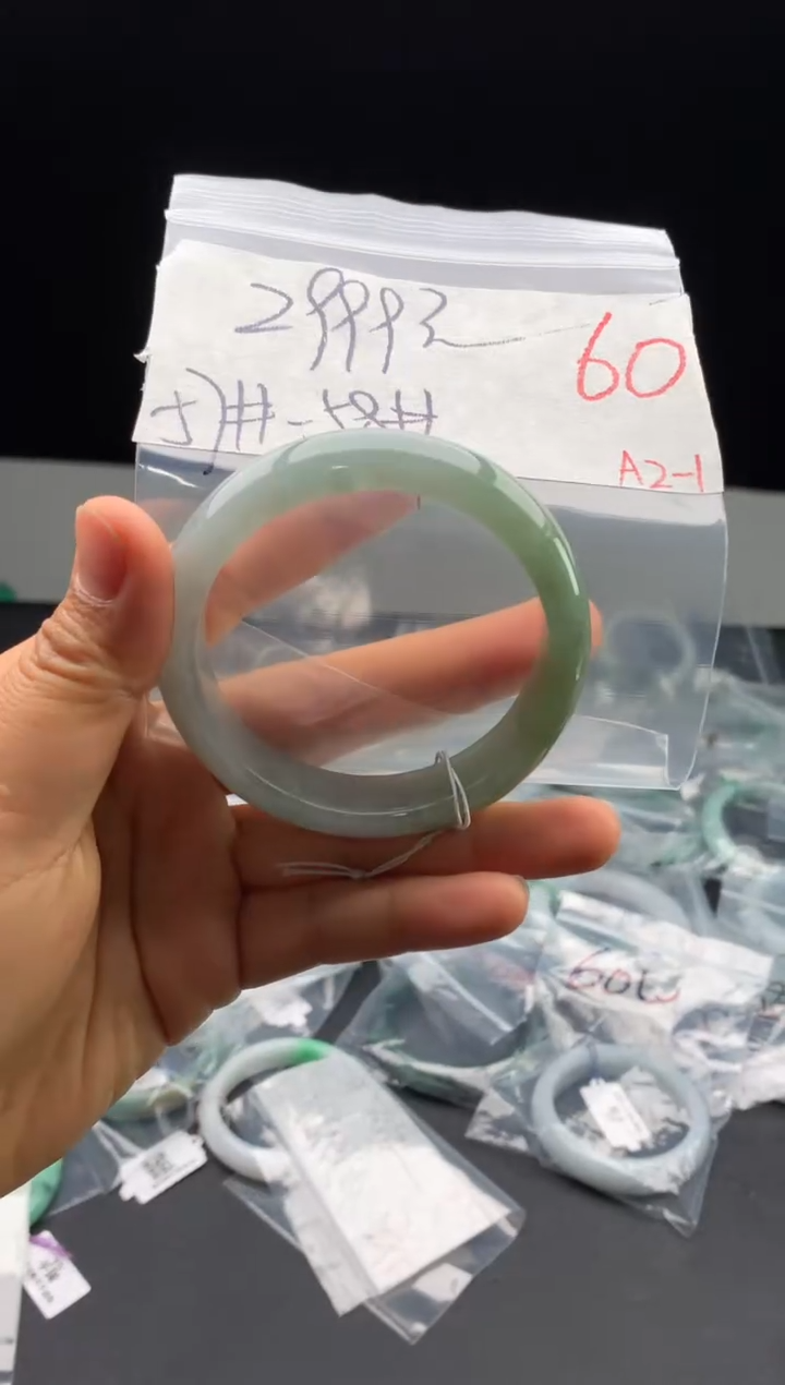 【闪购商品】定制翡翠未镶嵌毛货需精细抛光+多样性发货拍一发一