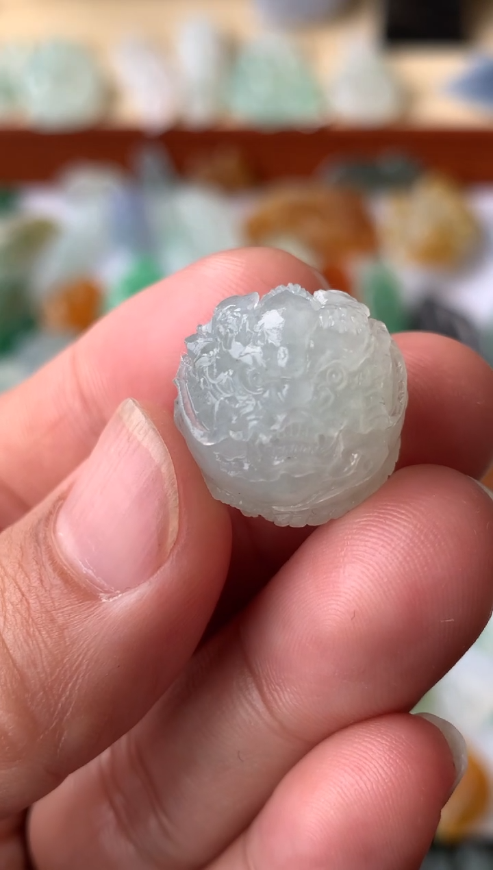 【闪购商品】定制翡翠未镶嵌龙珠800+80