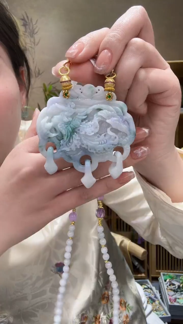 【闪购商品】翡翠颈饰未镶嵌吊坠