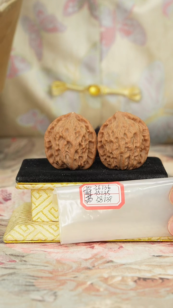 【闪购商品】文玩核桃把件非嫁接北京