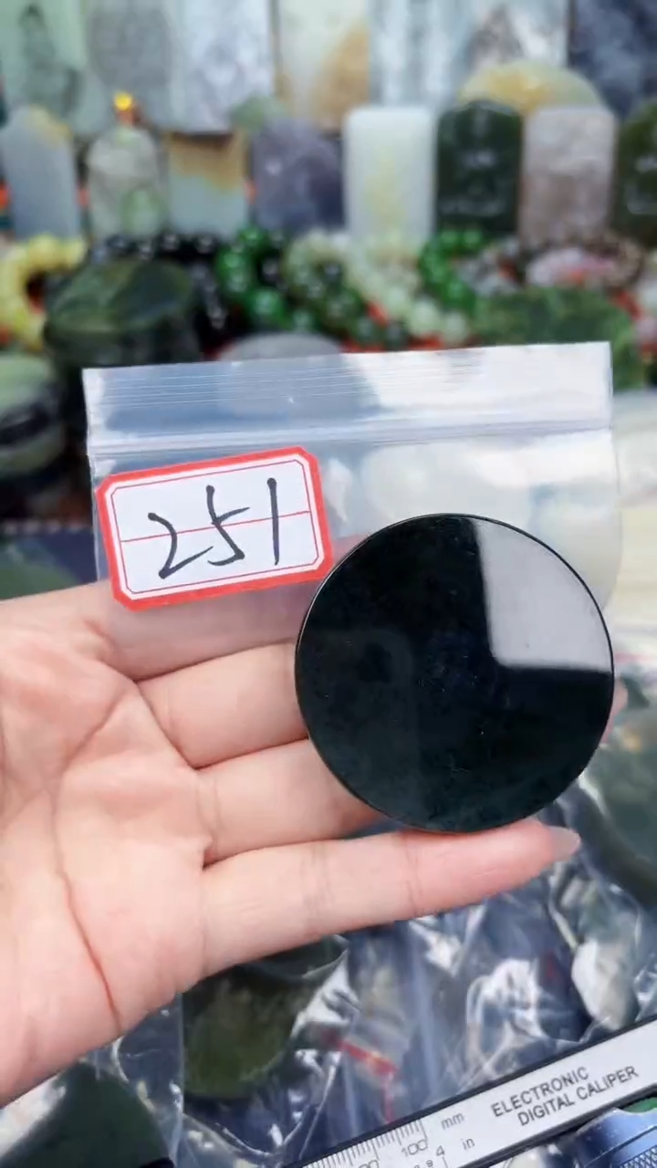 颈饰未镶嵌和田玉和田玉