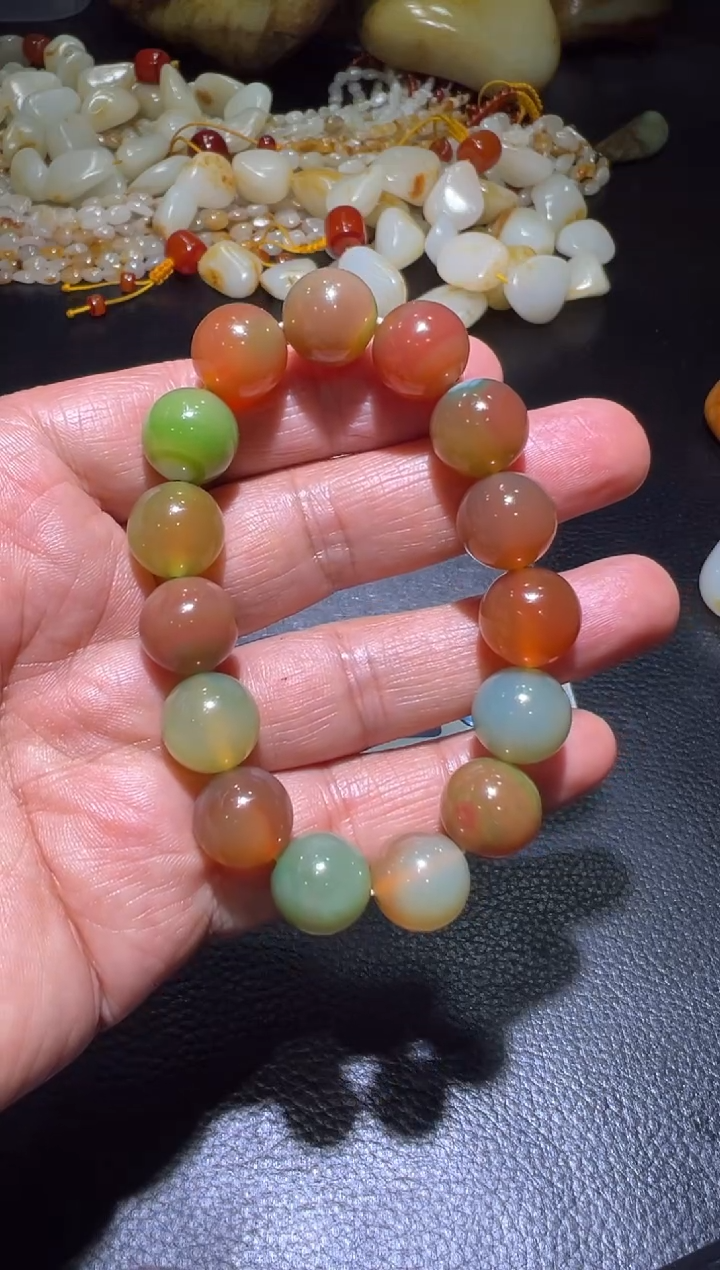 未镶嵌手链玛瑙/玉髓玛瑙手串