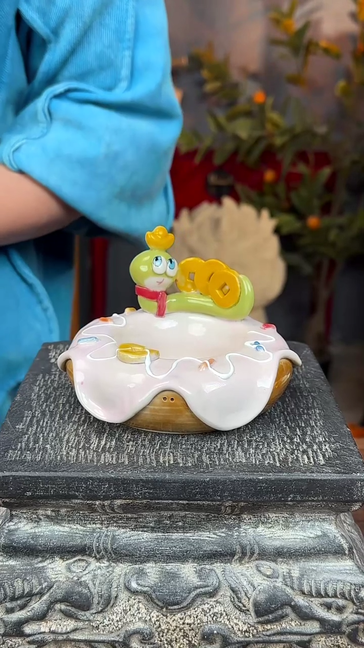 【闪购商品】摆件陶瓷釉下彩甜甜圈