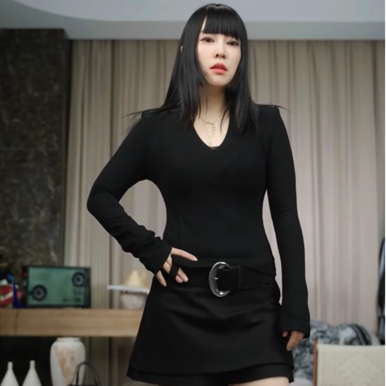 infobyfive福利秋冬二代薄绒螺纹V领垫肩长袖T恤一店NF0508050