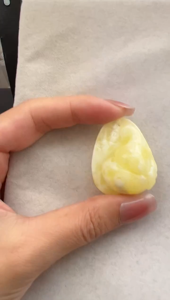 【闪购商品】琥珀裸石未镶嵌10112034-吊坠