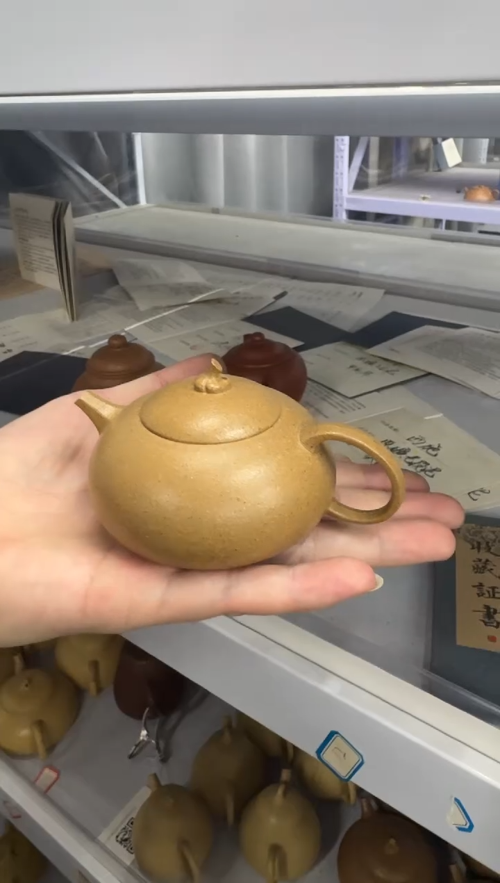 茶壶紫砂黄金段窝瓜壶145CC