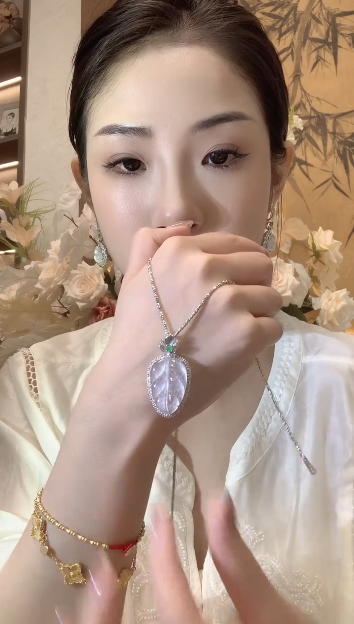 翡翠18K金镶嵌吊坠(不含链)A71翡翠