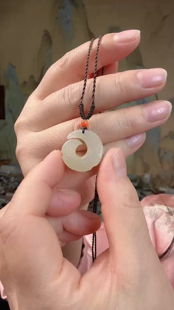 颈饰未镶嵌和田玉时来运转