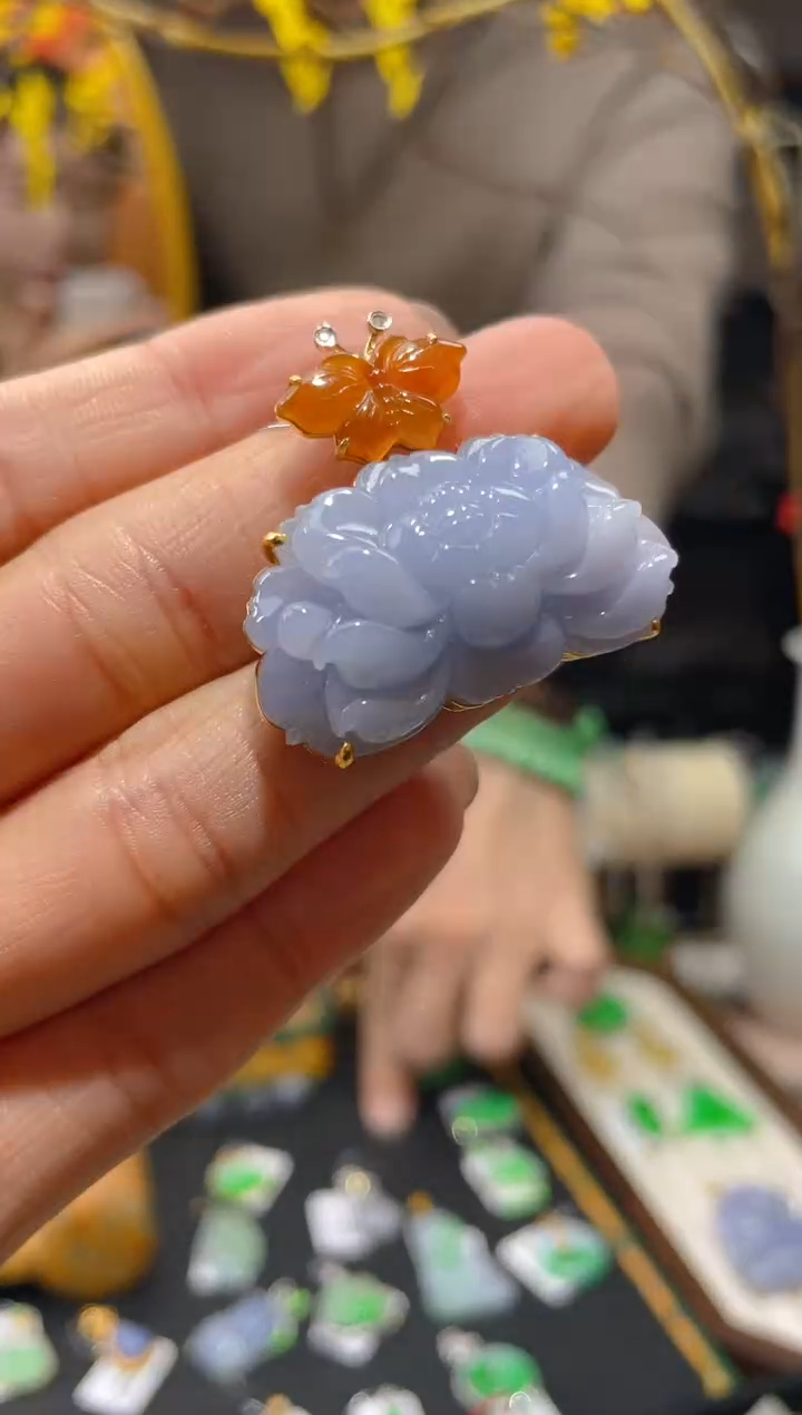 【闪购商品】翡翠颈饰18K金镶嵌假一赔三