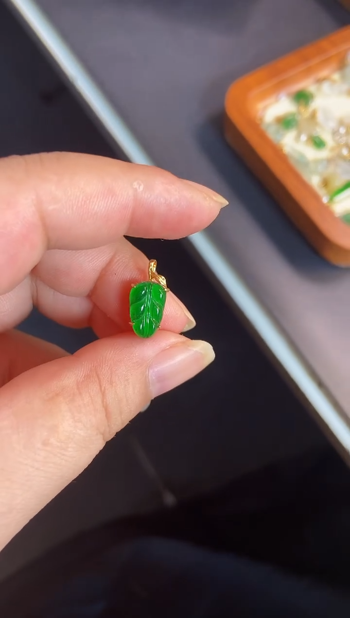 吊坠(不含链)银S925镶嵌翡翠1