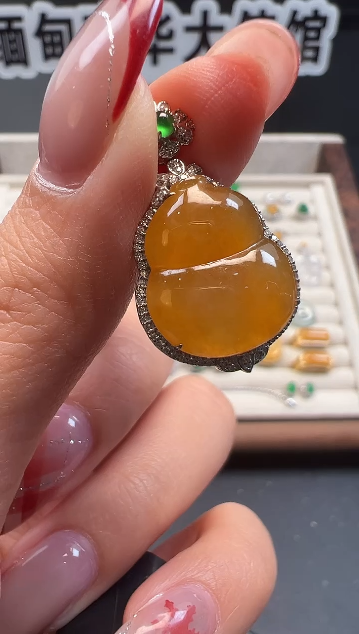 吊坠(不含链)18K金镶嵌翡翠缅甸珠宝严选