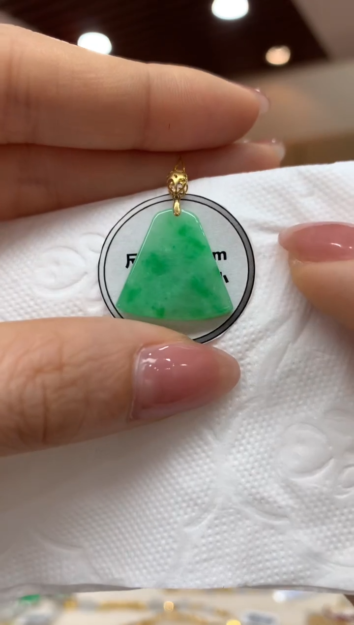 吊坠(不含链)18K金镶嵌翡翠无事牌