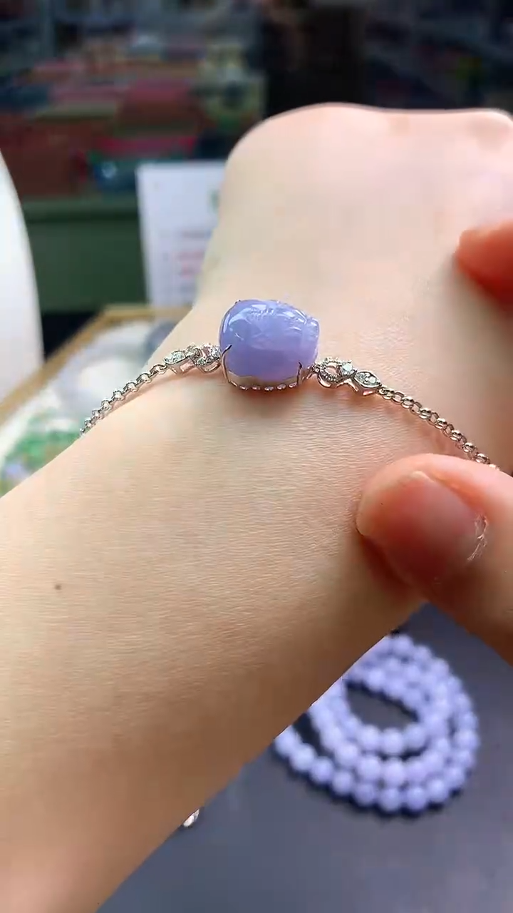 【闪购商品】翡翠颈饰18K金镶嵌翡翠手链|不退不换