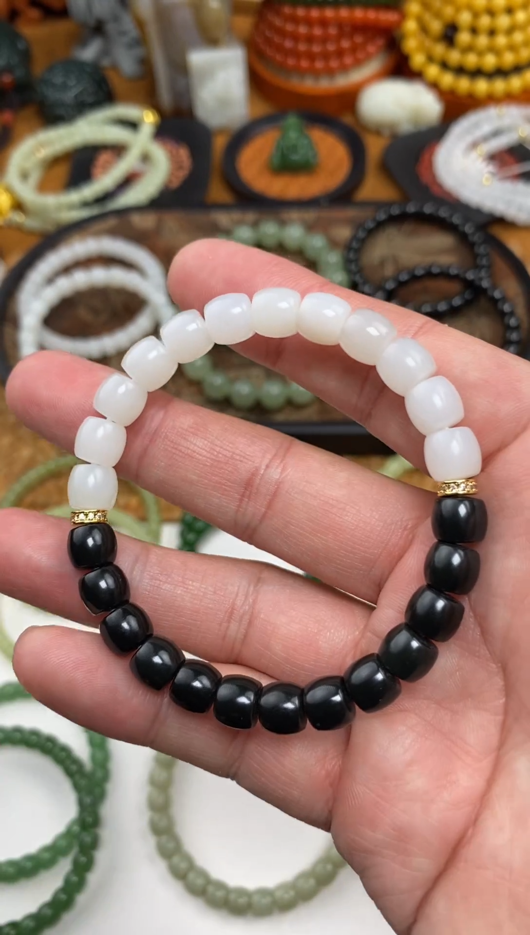 颈饰未镶嵌和田玉手串