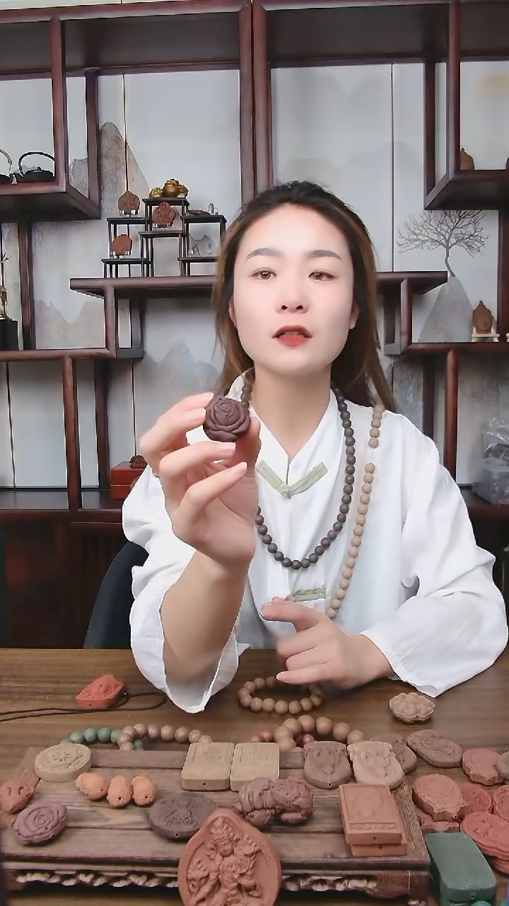 【闪购商品】玫瑰香方 玫瑰花牌子