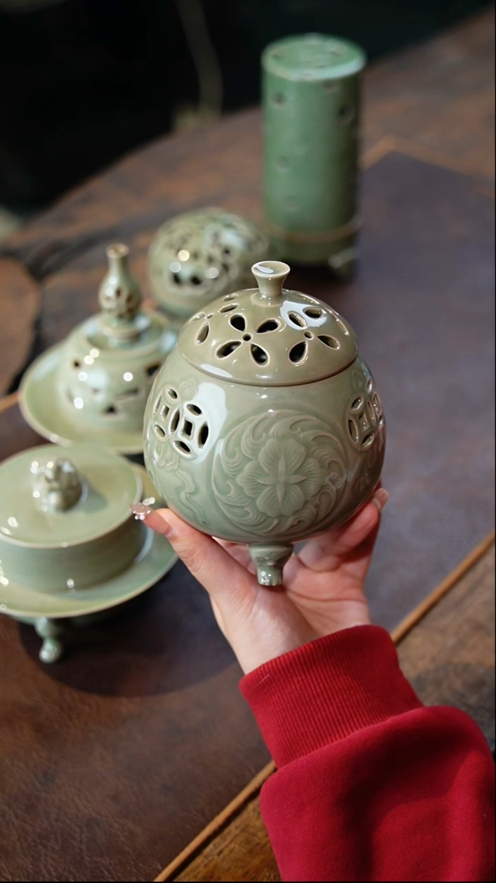 【闪购商品】瓷片越窑 龙蛋香炉